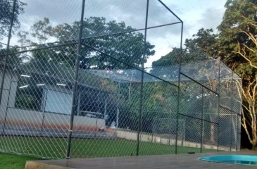 Redes de Proteção para Quadras Esportivas / Campo de Futebol.